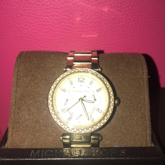 Michael Kors Watch💛 - Picture 2 of 8